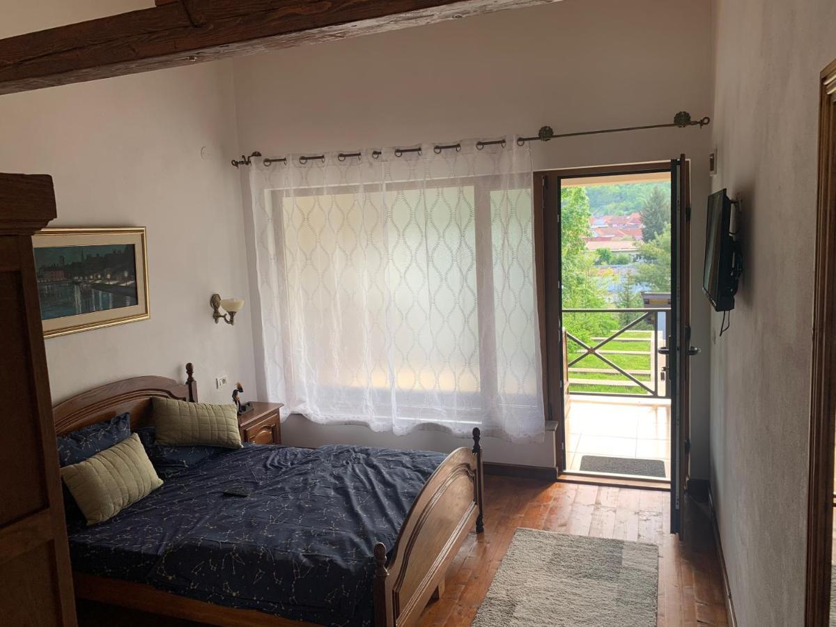Casa Romana Ieşelniţa 外观 照片